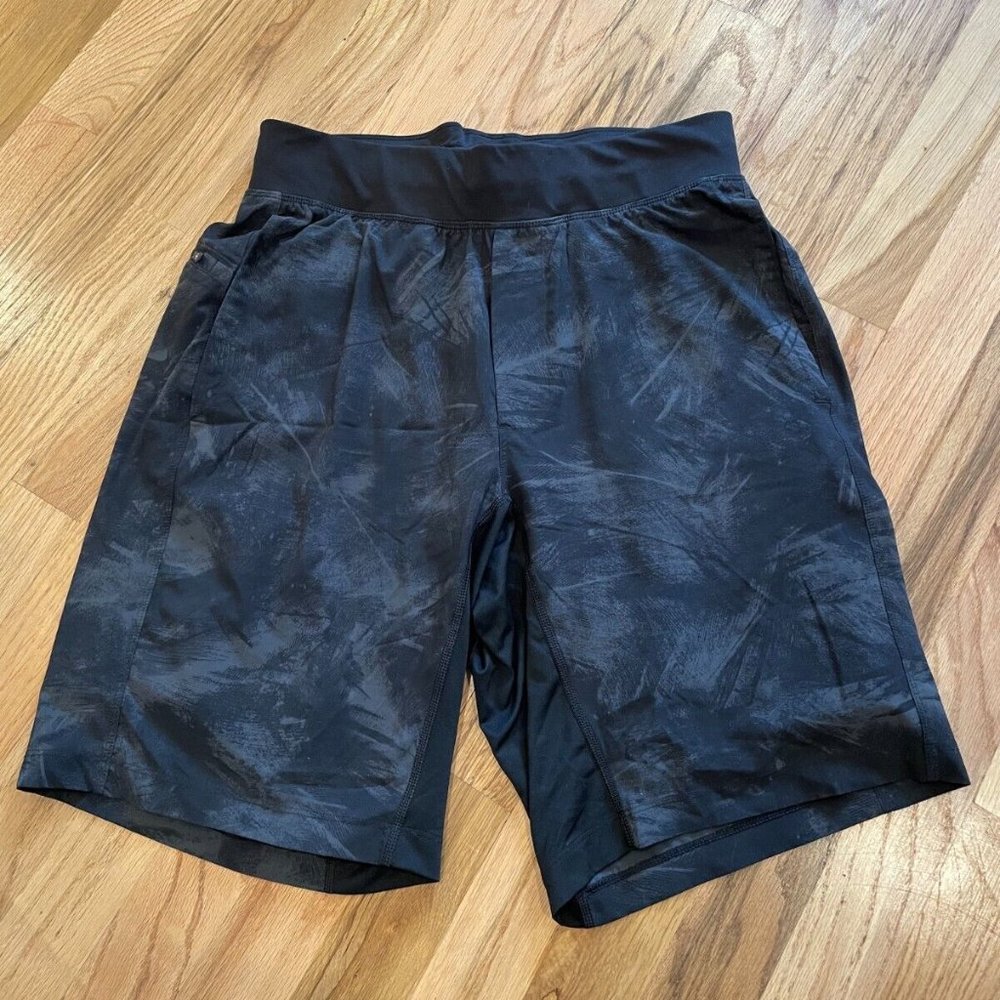 Lululemon Men's T.H.E. Short 9" Gray Black Athletic Training With Liner Size M